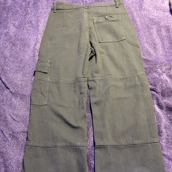 Brand New never worn Cargo pants - Picture 1 of 2